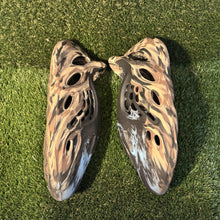 Load image into Gallery viewer, Adidas Foam Runner Mx Cinder-Men’s Size 11