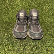 Load image into Gallery viewer, Size 6.5 - New Balance 990v4 Made In USA 2016 Black Silver Women's