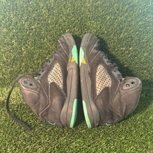 Load image into Gallery viewer, Nike Boys Air Jordan 5 440889-047 Black Basketball Kids Sneakers Size 1.5Y