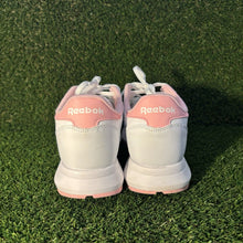 Load image into Gallery viewer, Size 7 - Reebok Classic Leather Low White Women’s