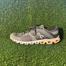 Load image into Gallery viewer, Size 10.5 - On Cloudflow Rock Rose Women’s