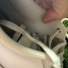 Load image into Gallery viewer, Kids Size 7 (GS) - Nike Air Force 1 Low White - 314192-117