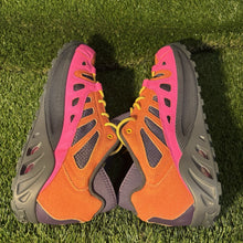Load image into Gallery viewer, Size 10 - Nike ACG Air Exploraid Light Wild Mango Fuchsia
