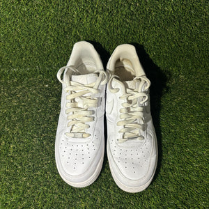 Size 9.5 - Nike Air Force 1 '07 Low Triple White