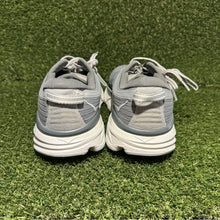Load image into Gallery viewer, Size 10.5 - Hoka One One Bondi 7 4E Gray
