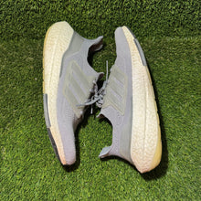 Load image into Gallery viewer, Size 8.5 - adidas UltraBoost 21 Grey
