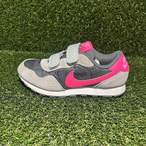 Kids Size 13.5C - Nike MD Valiant TDV Smoke Grey  Hyper Pink Fuchsia CN8559-014