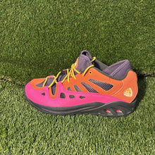 Load image into Gallery viewer, Size 10 - Nike ACG Air Exploraid Light Wild Mango Fuchsia
