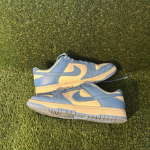 Load image into Gallery viewer, Size 9.5 - Nike Dunk Low University Blue
